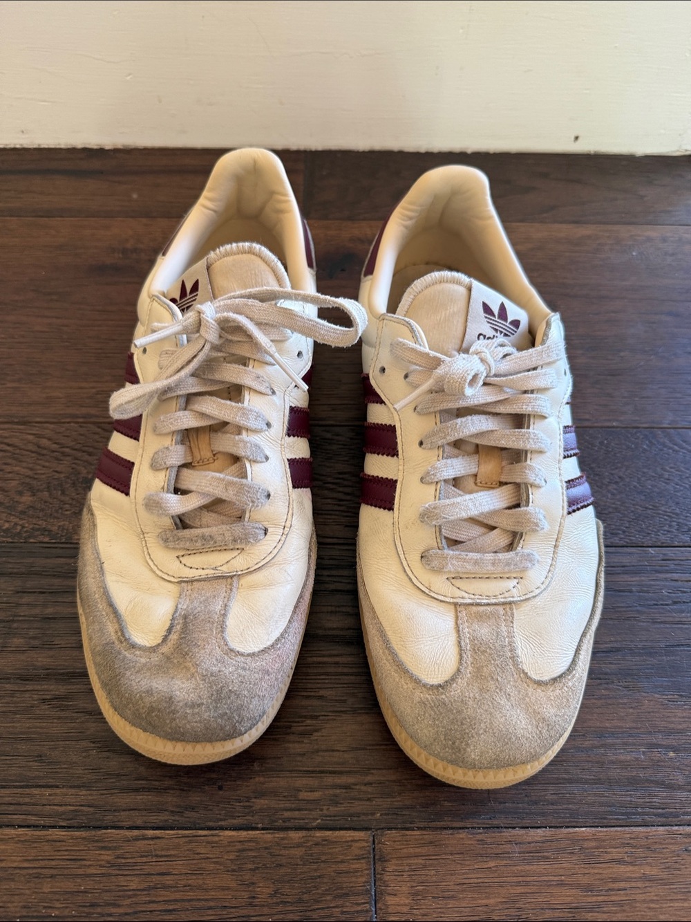 adidas Men’s Sambas Off-White Sneakers with Burgundy Stripes